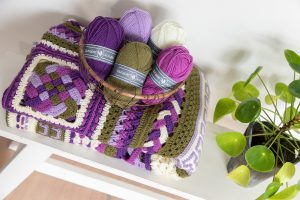 Crochet Along 2019 - Complications Purple it is! 175x175 cm